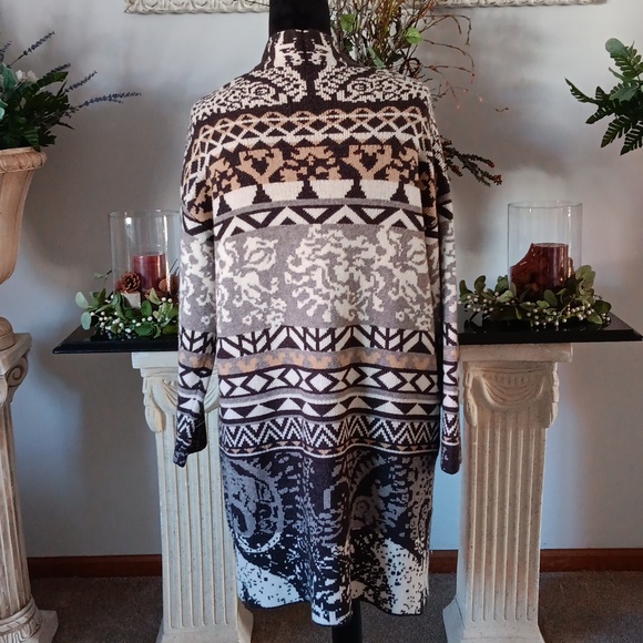 A Greige Multi Colored Cardigan Size Lg - Picture 5 of 6